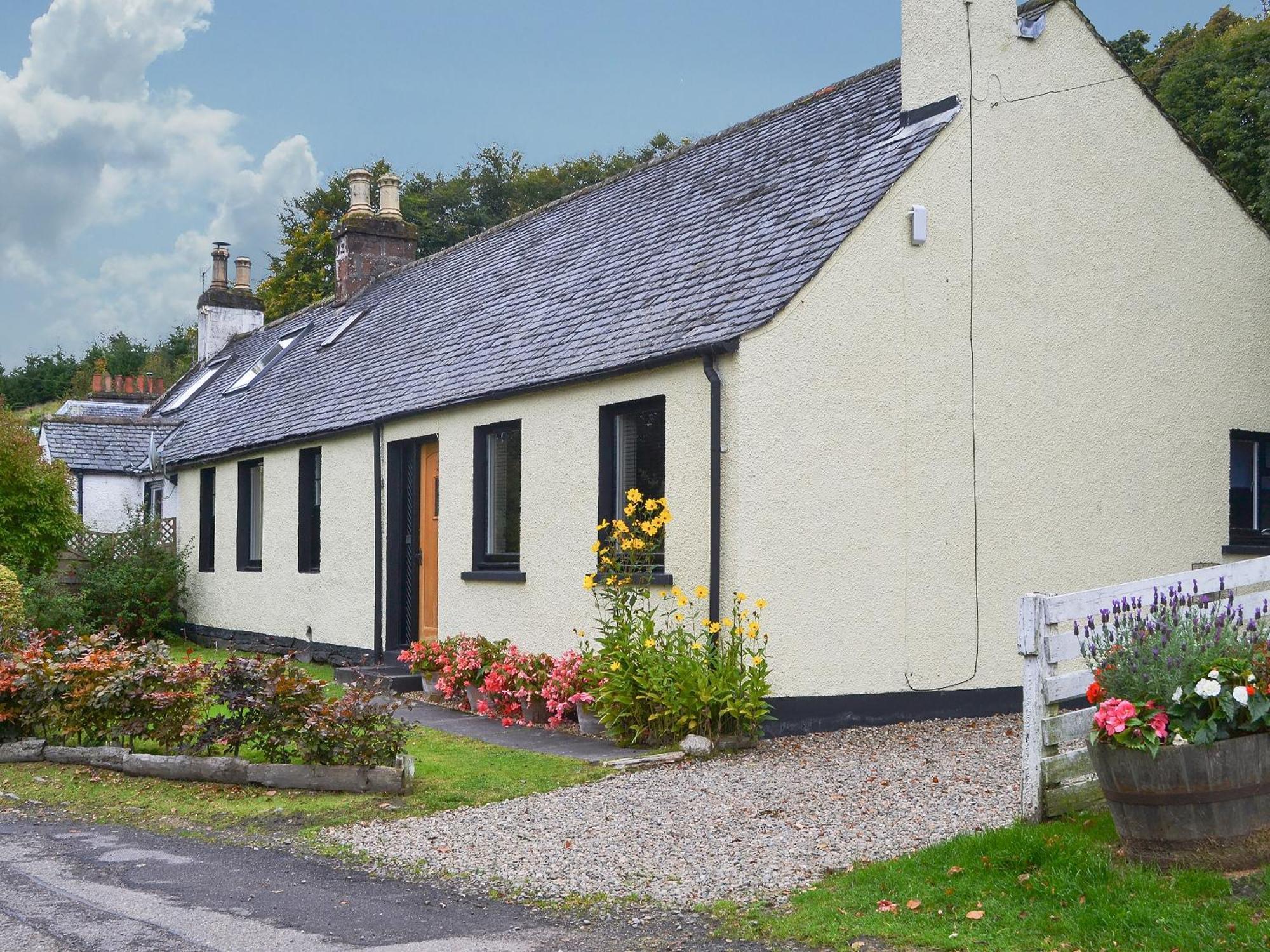Kinnettas Cottage Strathpeffer Exterior photo